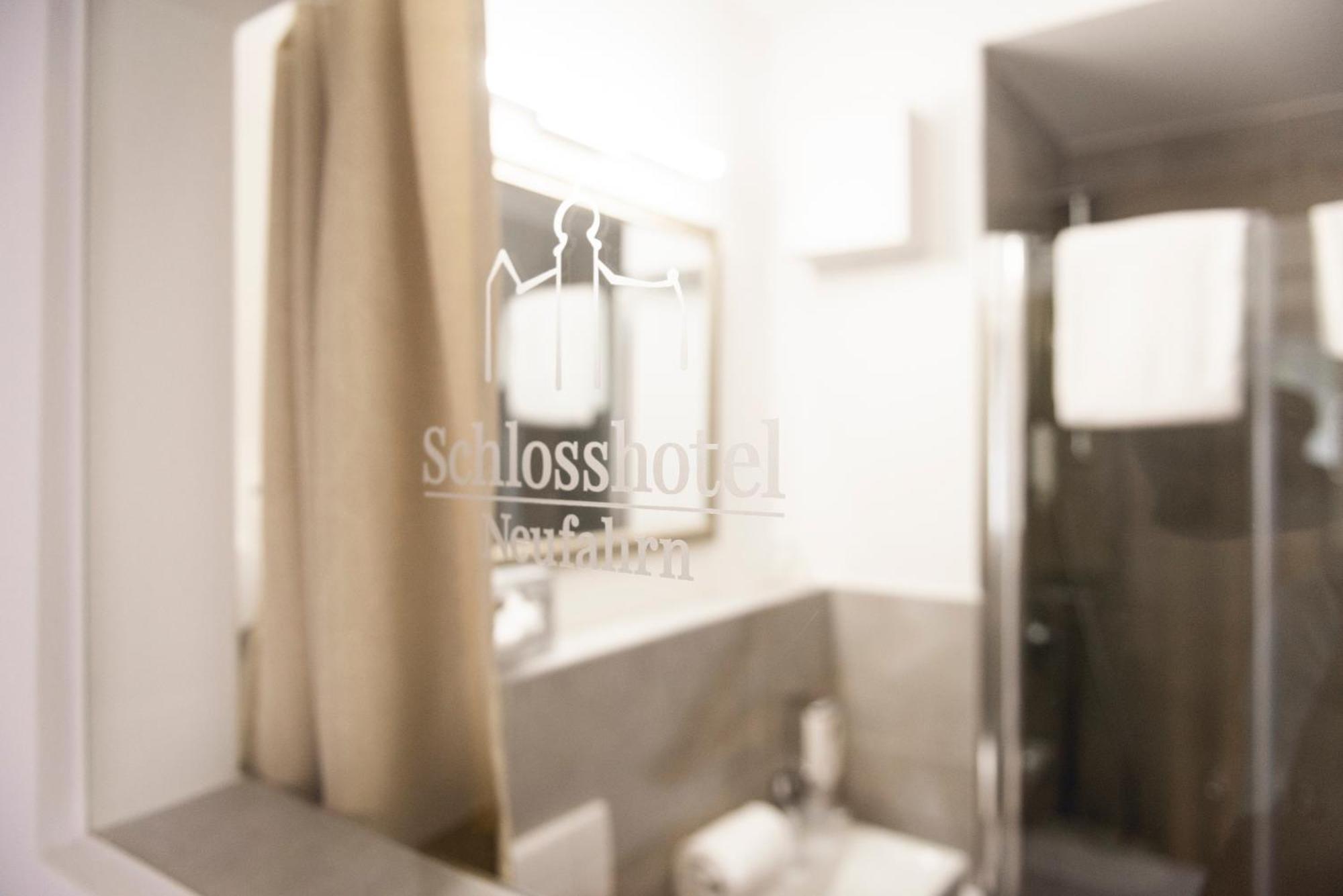 Neufahrn Hotel 3*